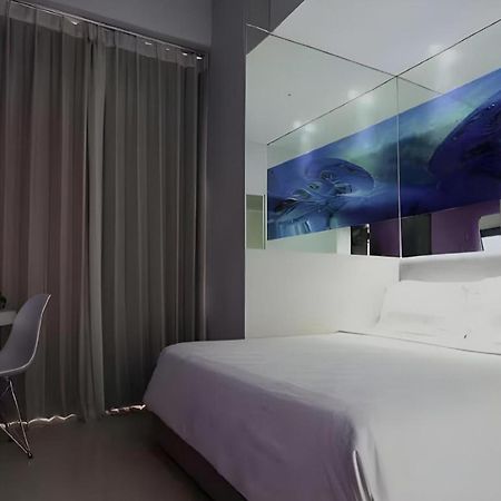 G Suites Hotel By Amithya Сурабая Екстер'єр фото